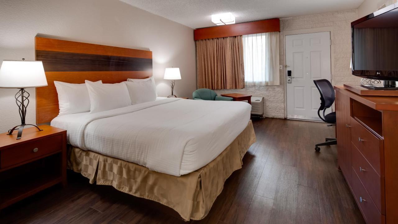 Best Western Airport Inn Phoenix Exteriör bild